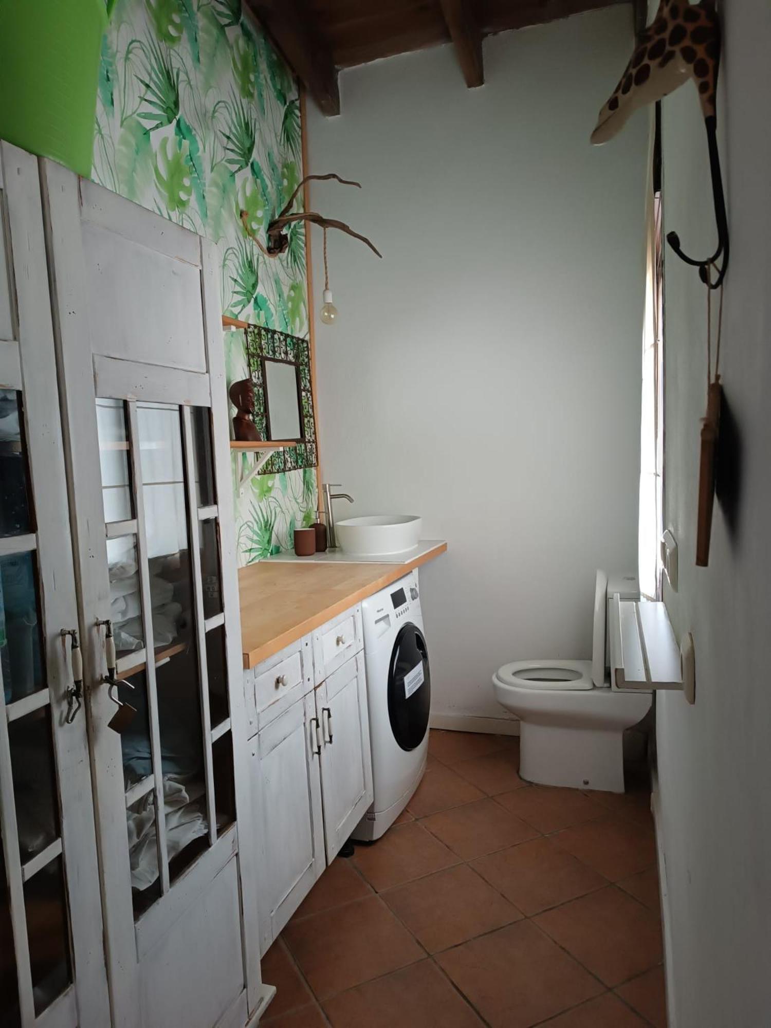 The African House Tolox Eksteriør bilde